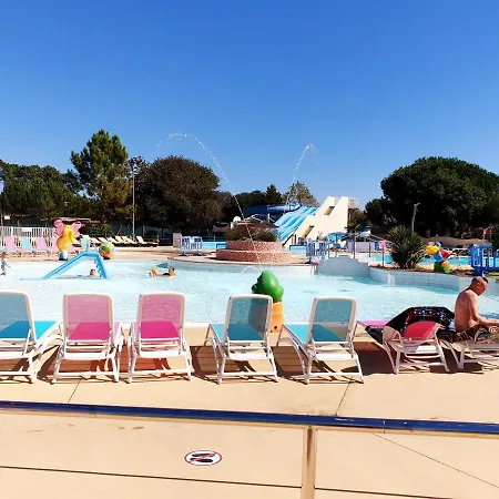 Spacieux Mobilhome N°4, 2ch Confort Campsite Gastes