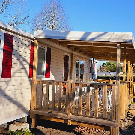Campsite Spacieux Mobilhome N°4, 2ch Confort